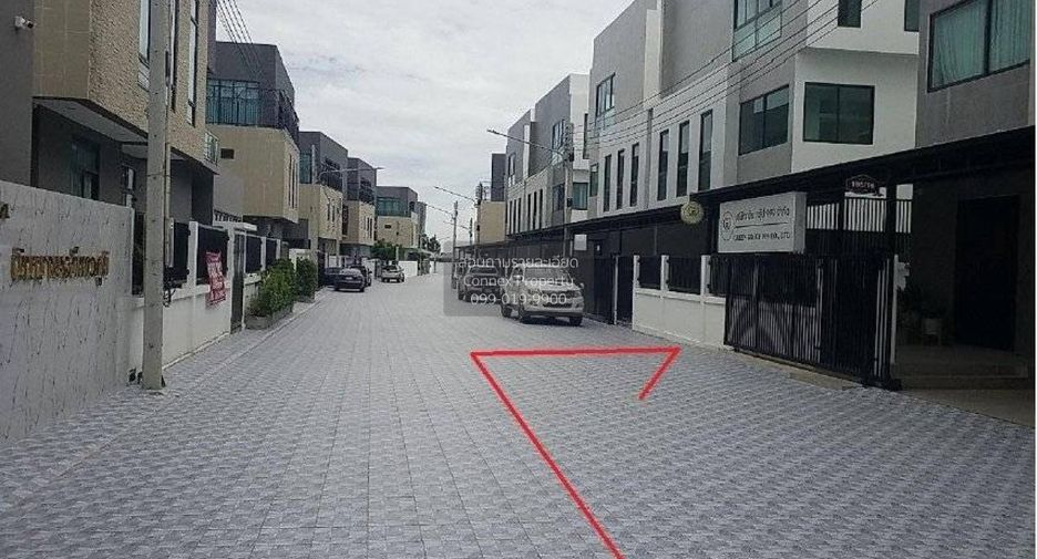 À vendre 3 chambres maison à Mueang Chon Buri, Chonburi