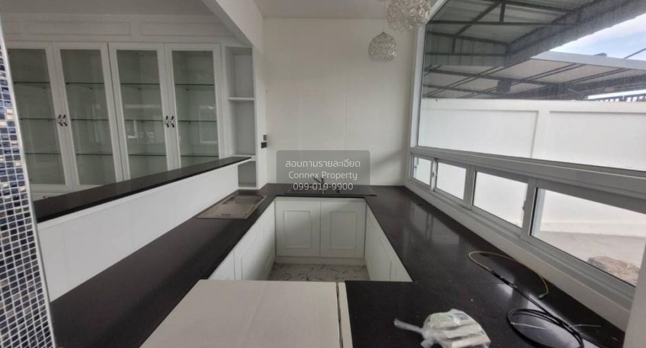 À vendre 4 chambres maison à Mueang Chon Buri, Chonburi
