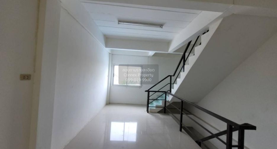 À vendre 2 chambres local commercial à Mueang Chon Buri, Chonburi