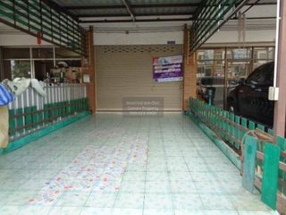 À vendre 2 chambres local commercial à Mueang Chon Buri, Chonburi