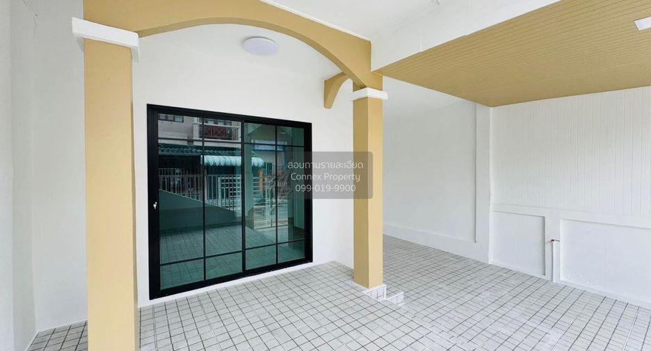 For sale 3 bedrooms townhouse in Bang Bua Thong, Nonthaburi