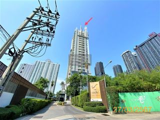 For sale 3 bedrooms condo in Ratchathewi, Bangkok