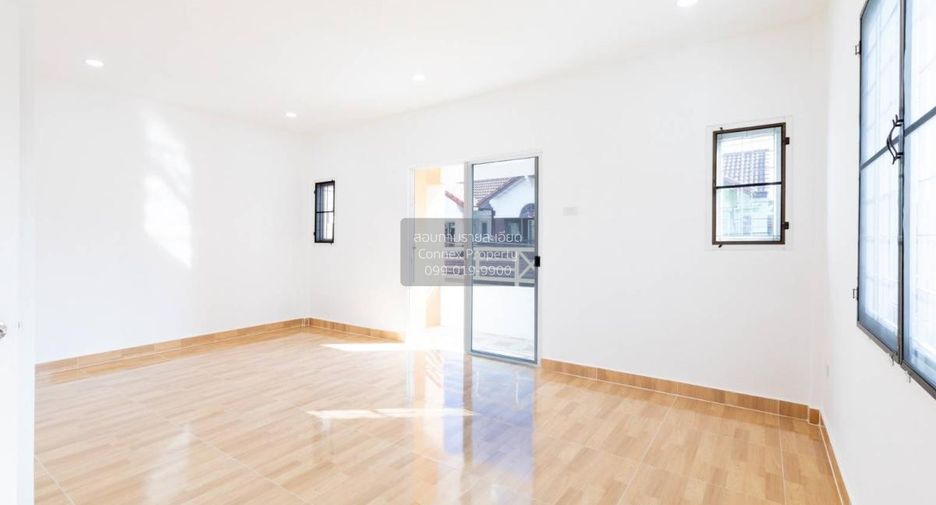 For sale 4 bedrooms townhouse in Thanyaburi, Pathum Thani
