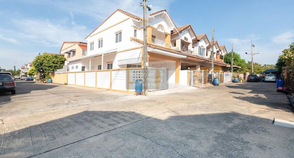 For sale 4 bedrooms townhouse in Thanyaburi, Pathum Thani