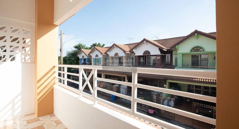 For sale 4 bedrooms townhouse in Thanyaburi, Pathum Thani