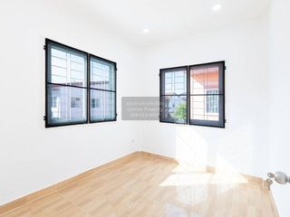 For sale 4 bedrooms townhouse in Thanyaburi, Pathum Thani