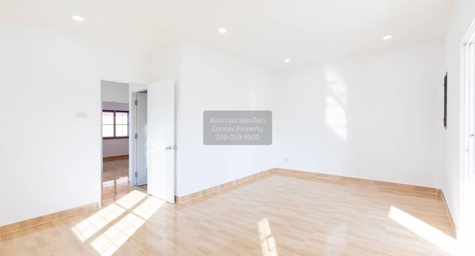For sale 4 bedrooms townhouse in Thanyaburi, Pathum Thani