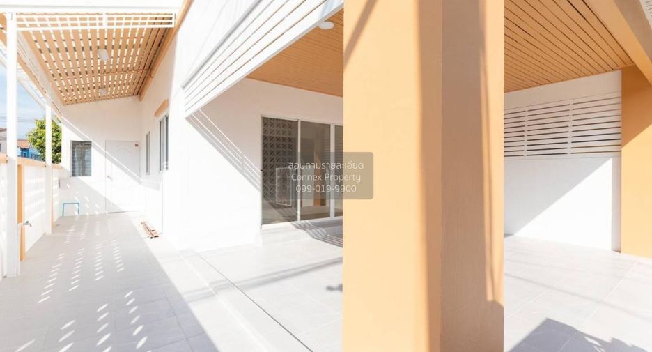 For sale 4 bedrooms townhouse in Thanyaburi, Pathum Thani
