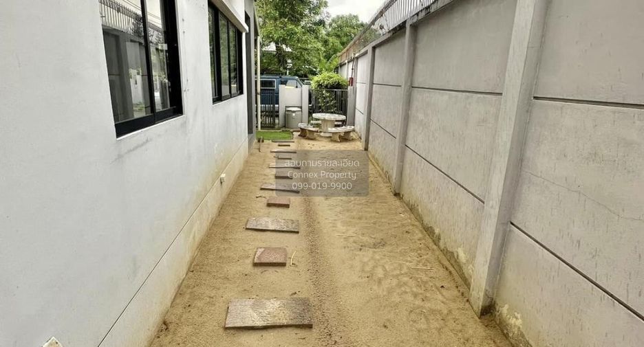 For sale 3 bedrooms house in Bang Phli, Samut Prakan