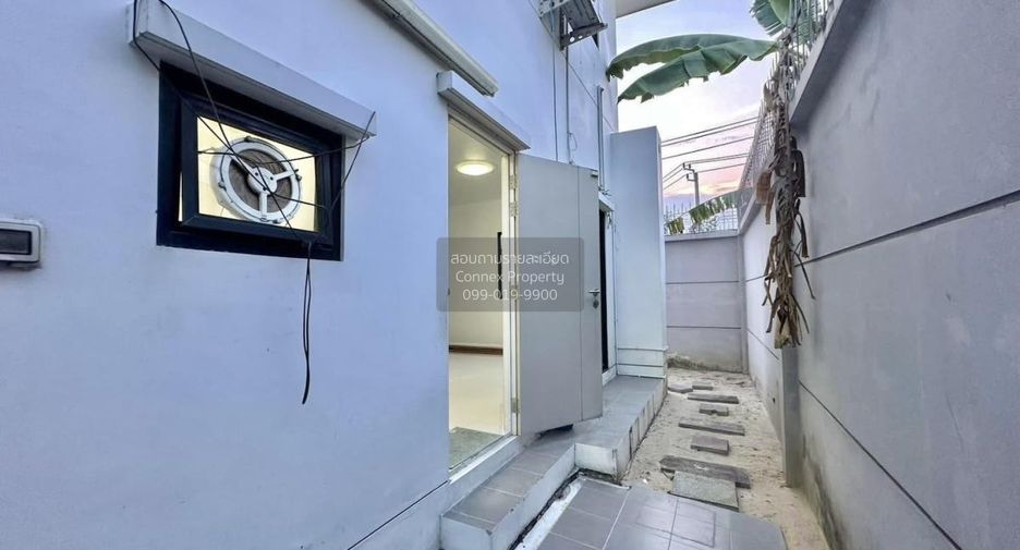 For sale 3 bedrooms house in Bang Phli, Samut Prakan