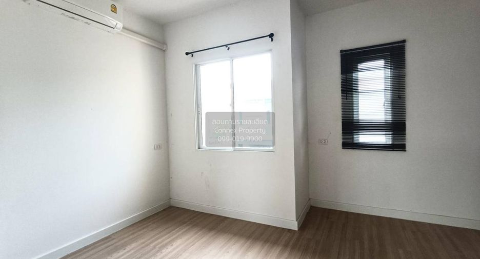 For sale 3 bedrooms townhouse in Lam Luk Ka, Pathum Thani