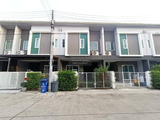 For sale 3 bedrooms townhouse in Lam Luk Ka, Pathum Thani