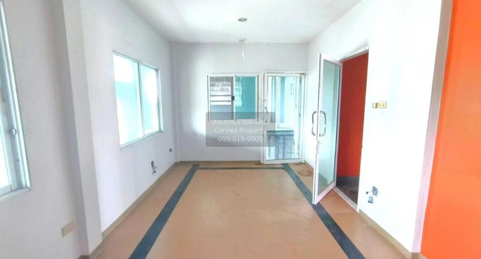 Casa en venta de 4 habitaciones en Lam Luk Ka, Pathum Thani