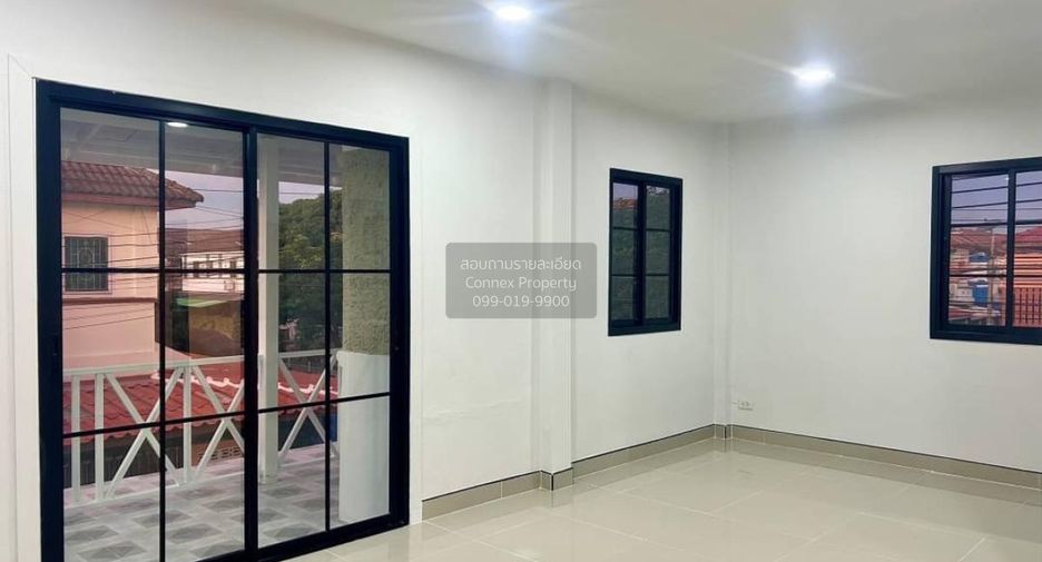 For sale 4 bedrooms townhouse in Sai Noi, Nonthaburi