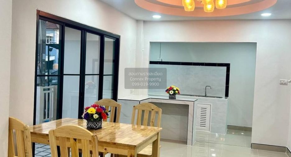 For sale 4 bedrooms townhouse in Sai Noi, Nonthaburi