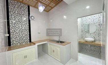 Продажа 3 спальни таунхаус в Thanyaburi, Патумтани