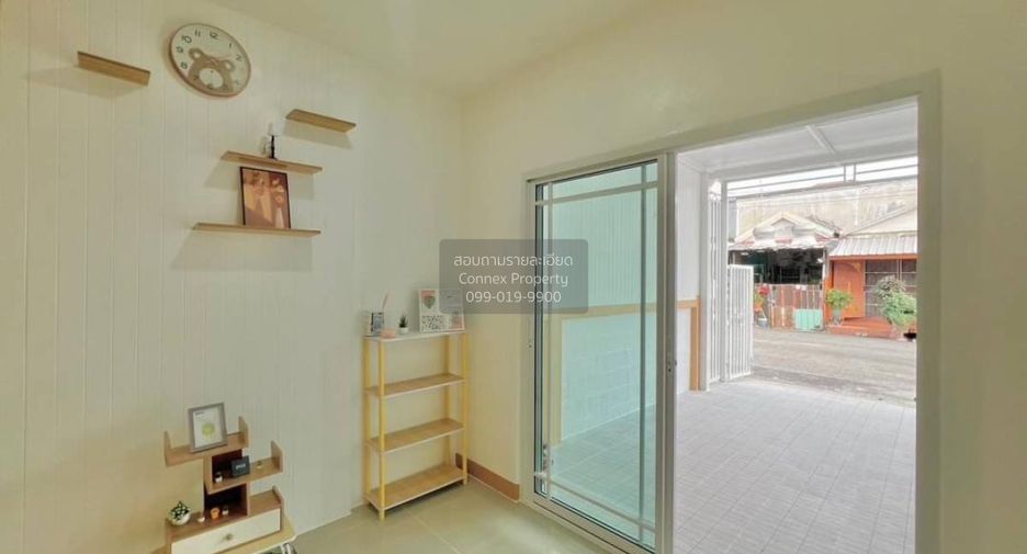 For sale 2 bedrooms townhouse in Sai Noi, Nonthaburi