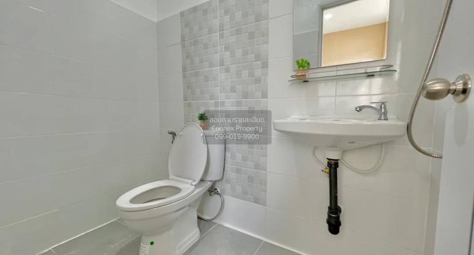 For sale 2 bedrooms townhouse in Sai Noi, Nonthaburi