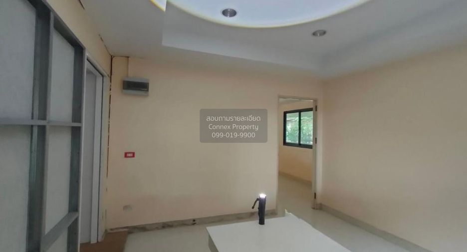 For sale 3 bedrooms house in Khlong Luang, Pathum Thani