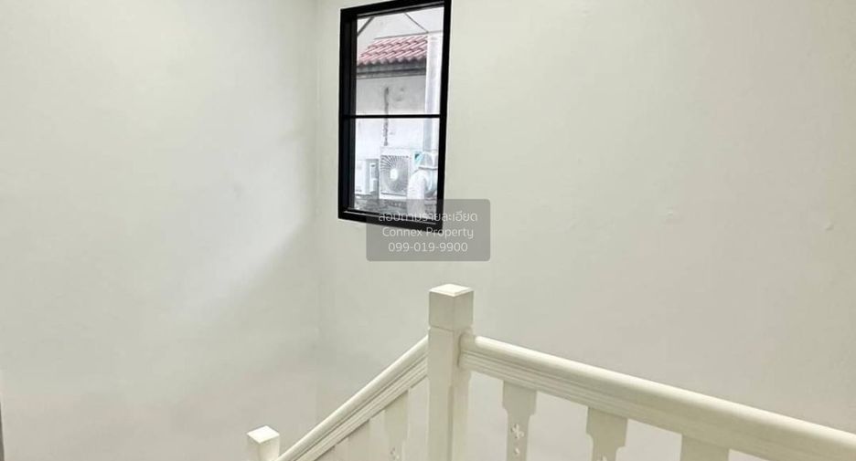 For sale 4 bedrooms townhouse in Bang Bua Thong, Nonthaburi