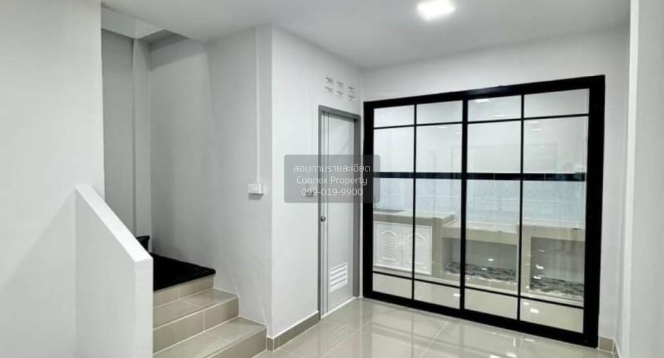 For sale 2 bedrooms townhouse in Sai Noi, Nonthaburi
