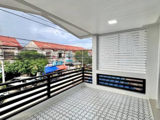 For sale 2 bedrooms townhouse in Sai Noi, Nonthaburi