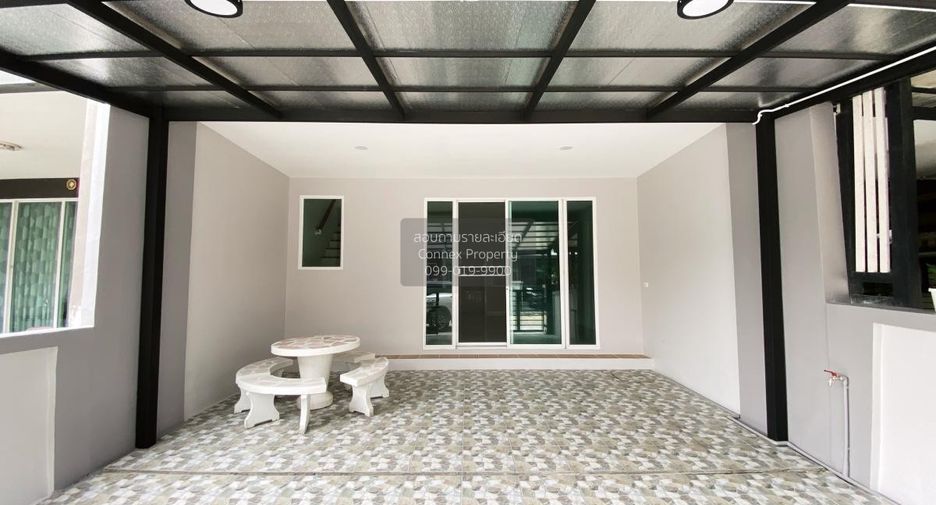 Casa adosada en venta de 4 habitaciones en Bang Yai, Nonthaburi