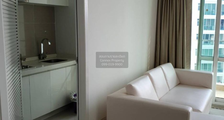 For sale 2 bedrooms condo in Huai Khwang, Bangkok
