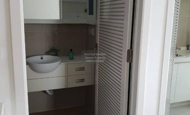 For sale 2 bedrooms condo in Huai Khwang, Bangkok