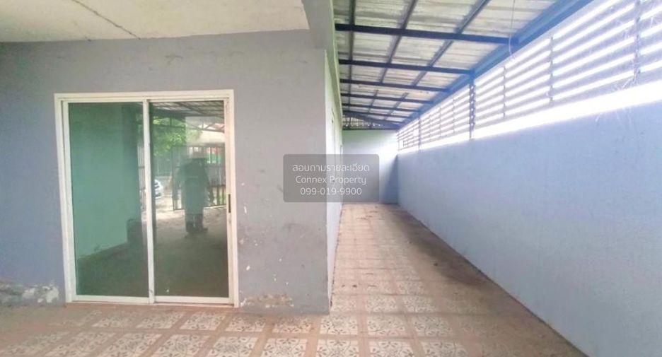 Casa adosada en venta de 4 habitaciones en Thanyaburi, Pathum Thani