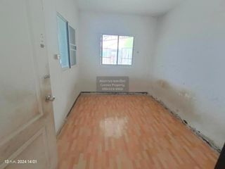 Casa adosada en venta de 4 habitaciones en Thanyaburi, Pathum Thani