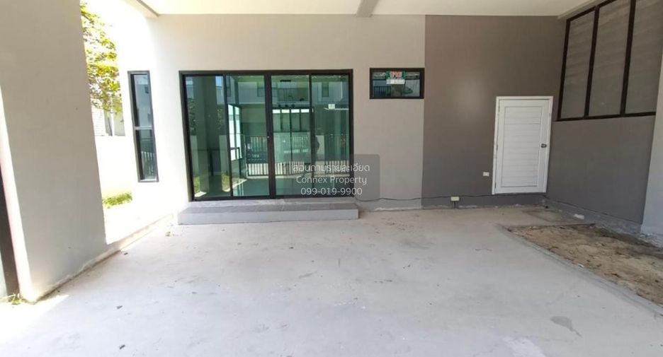 Продажа 4 спальни таунхаус в Lat Lum Kaeo, Патумтани