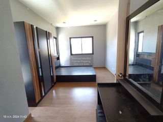 Продажа 4 спальни таунхаус в Lat Lum Kaeo, Патумтани