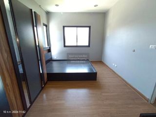 Продажа 4 спальни таунхаус в Lat Lum Kaeo, Патумтани