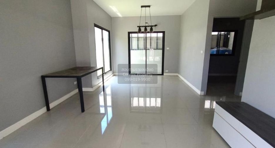 Продажа 4 спальни таунхаус в Lat Lum Kaeo, Патумтани