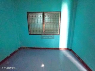 Casa adosada en venta de 2 habitaciones en Thanyaburi, Pathum Thani