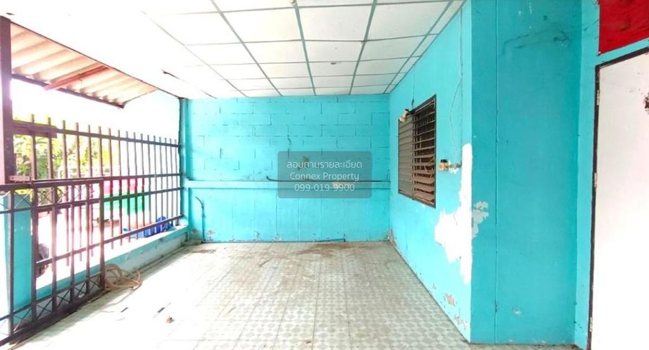 Casa adosada en venta de 2 habitaciones en Thanyaburi, Pathum Thani