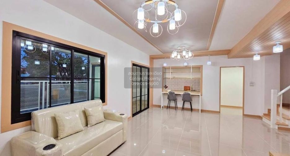For sale 4 bedrooms townhouse in Sai Noi, Nonthaburi