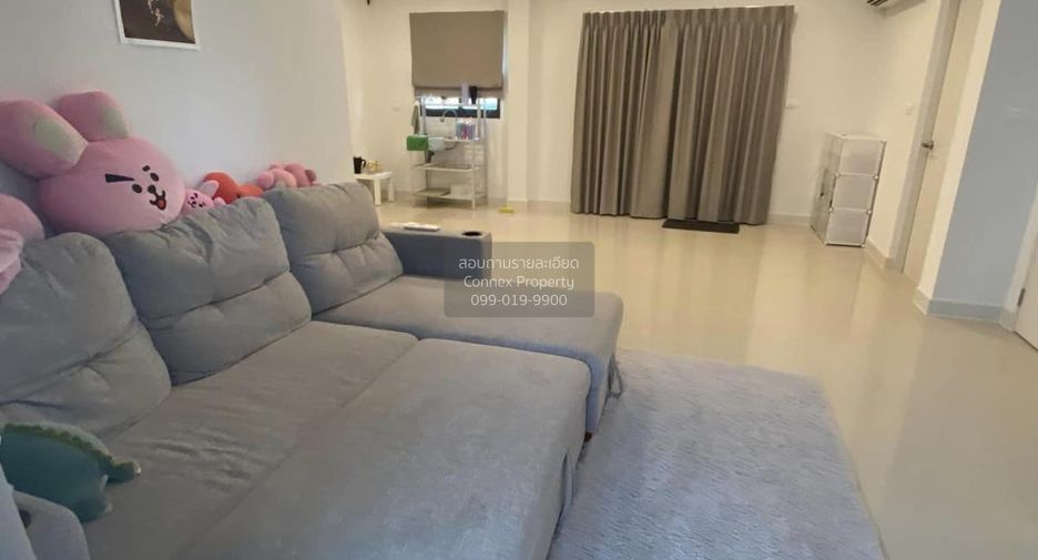 For sale 3 ベッドルーム townhouse in Bang Phli, Samut Prakan