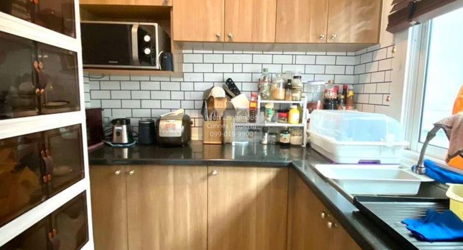 For sale 3 bedrooms townhouse in Lam Luk Ka, Pathum Thani