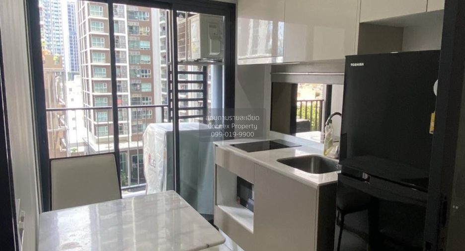 For sale 1 bed condo in Huai Khwang, Bangkok