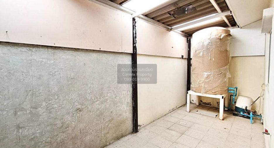 For sale 3 bedrooms townhouse in Mueang Nonthaburi, Nonthaburi