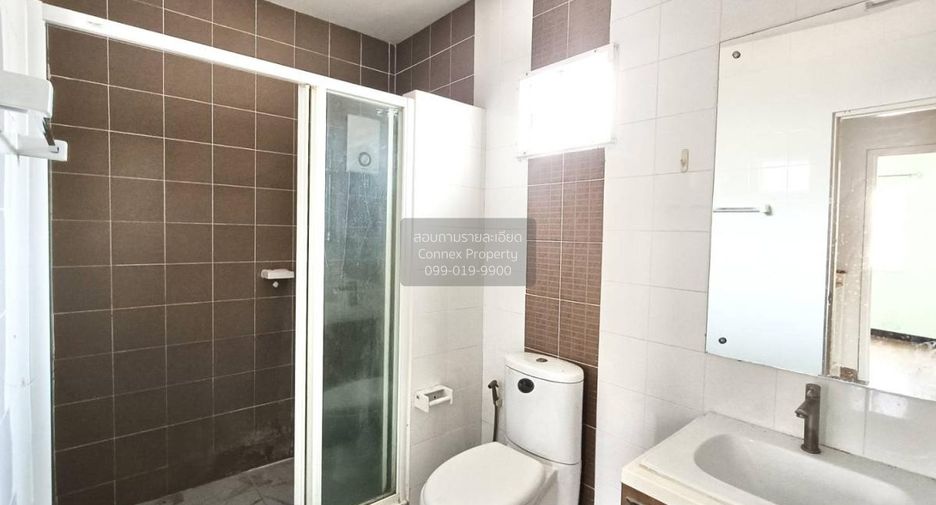 For sale 3 bedrooms townhouse in Mueang Nonthaburi, Nonthaburi