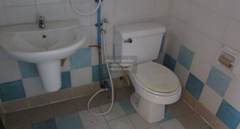 For sale 3 bedrooms townhouse in Khlong Luang, Pathum Thani