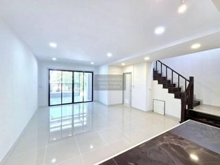 For sale 3 bedrooms townhouse in Sai Noi, Nonthaburi