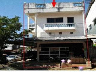 Local comercial en venta de 3 habitaciones en Phang Khon, Sakon Nakhon