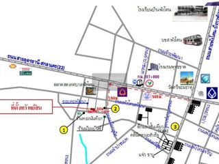 Local comercial en venta de 3 habitaciones en Phang Khon, Sakon Nakhon