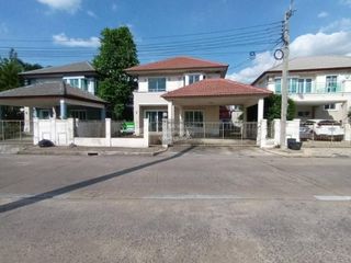 Casa en venta de 3 habitaciones en Bang Khen, Bangkok