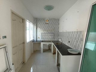 Casa en venta de 3 habitaciones en Bang Khen, Bangkok
