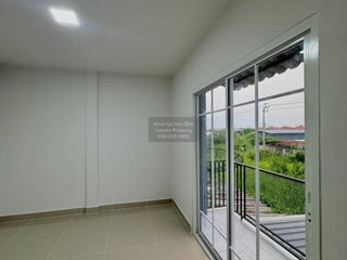 For sale 3 bedrooms townhouse in Sai Noi, Nonthaburi
